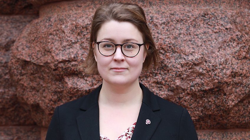 Ida Ekeroth Clausson, riksdagsledamot för Socialdemokraterna, porträtt